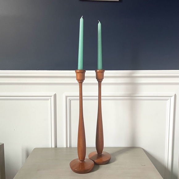 VINTAGE 1967 Handmade Extra Tall Wooden Candlestick Holders - Set of 2 - Picture 2 of 9